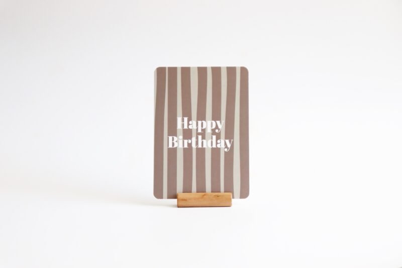 Ansichtkaart Happy Birthday beige