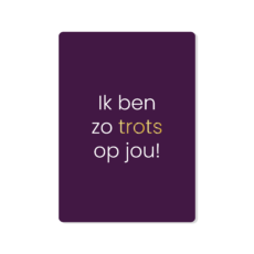 Paarse kaart trots op jou met de tekst Ik ben zo trots op jou, waarbij trots in goudfolie staat geschreven