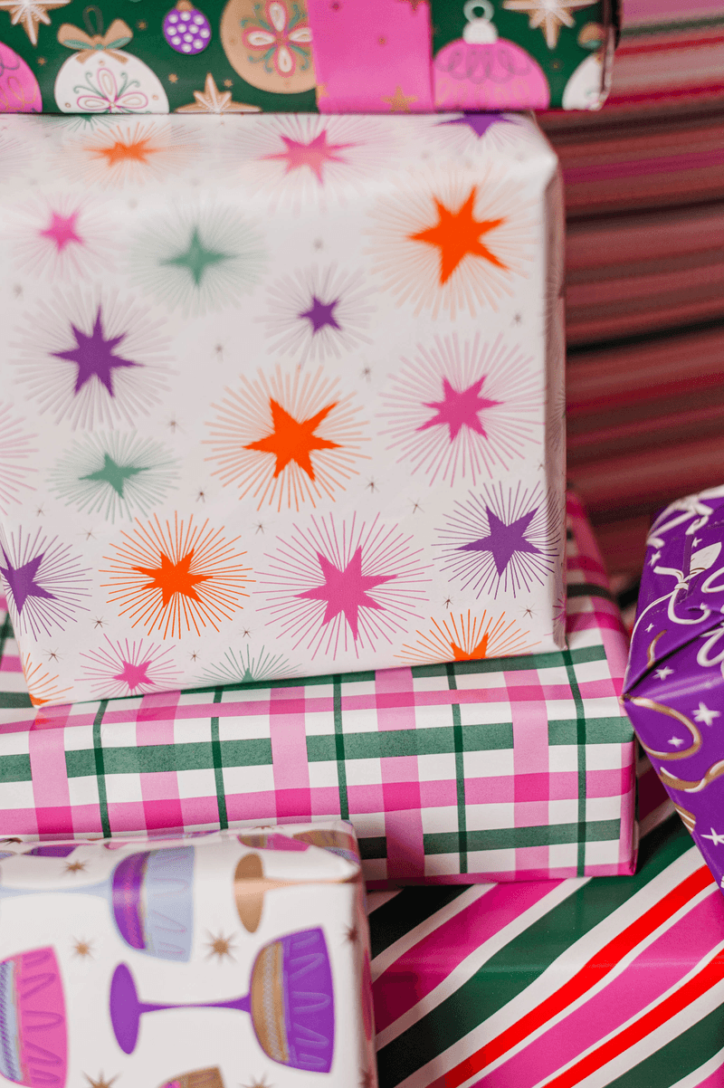 Cadeaupapier Kerst sterren kleur - Afbeelding 3